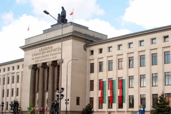  دانشگاه AGH کراکوف لهستان