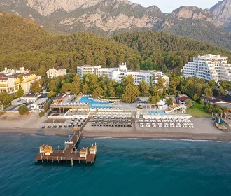 Perre La Mer Resort