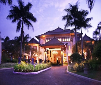 The Mansion Resort 