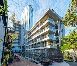 Mayaana Beach Resort Pattaya (formerly Golden Tulip Pattaya Beach Resort)