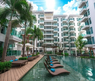 Fishermen's Harbour Urban Resort