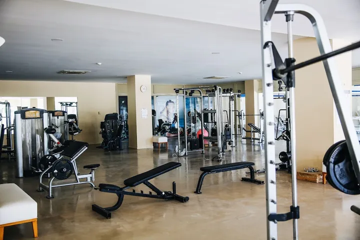 بدنسازی هتل سلکتوم نوآ بلک