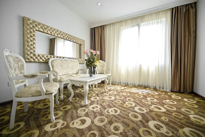 اتاق هتل ایمپریال پالاس