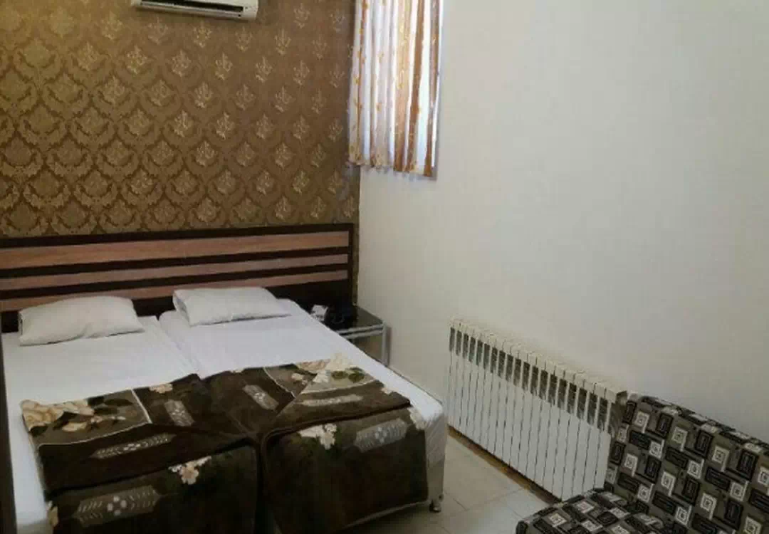 اتاق مهمانپذیر کرانه مشهد