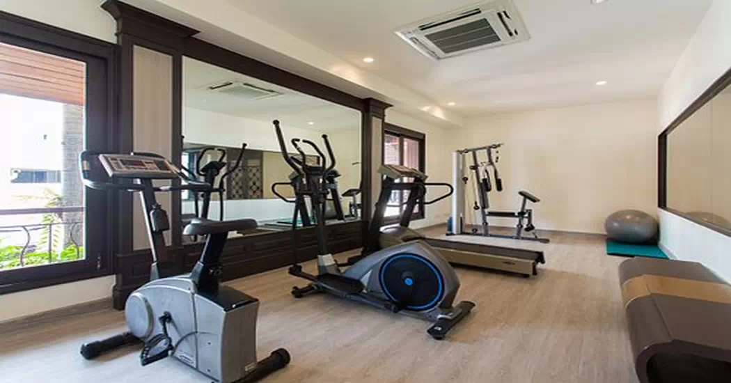 باشگاه هتل هریتیج کرابی
