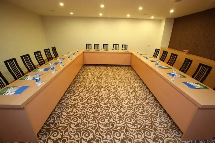 اتاق جلسه هتل سندر