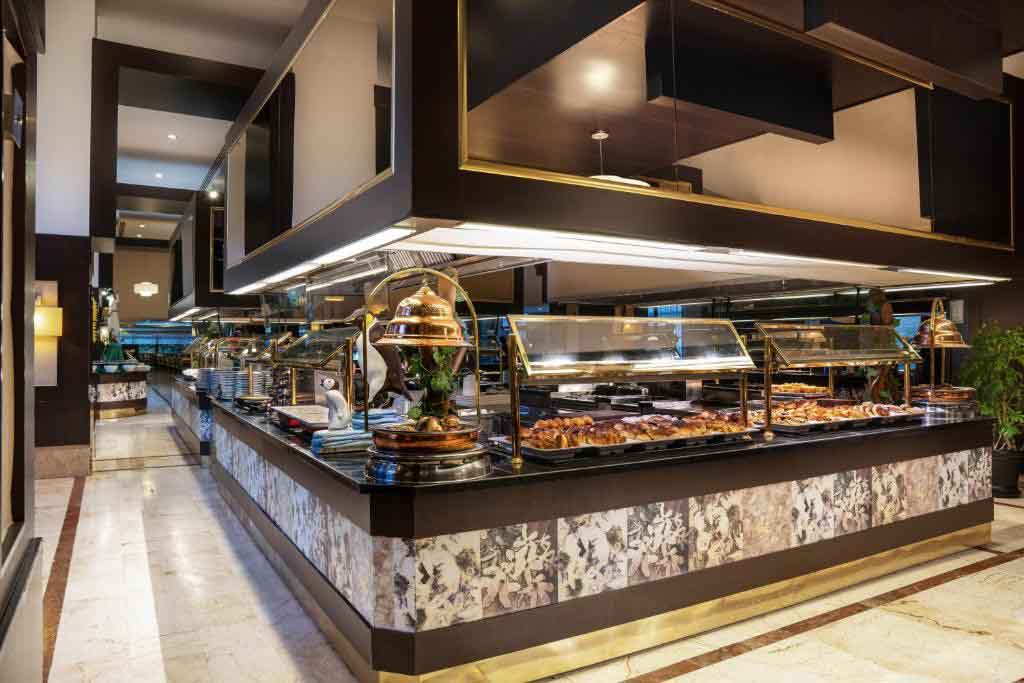 اسنک بار و اغذیه فروشی هتل کایا بلک
