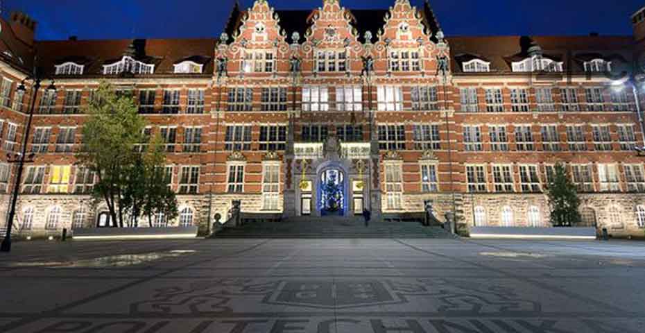 دانشگاه پزشکی ورشو لهستان